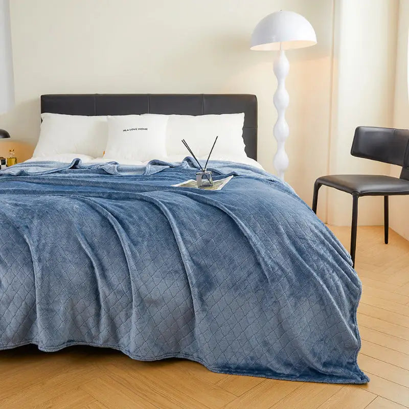 Blue patterned blanket.