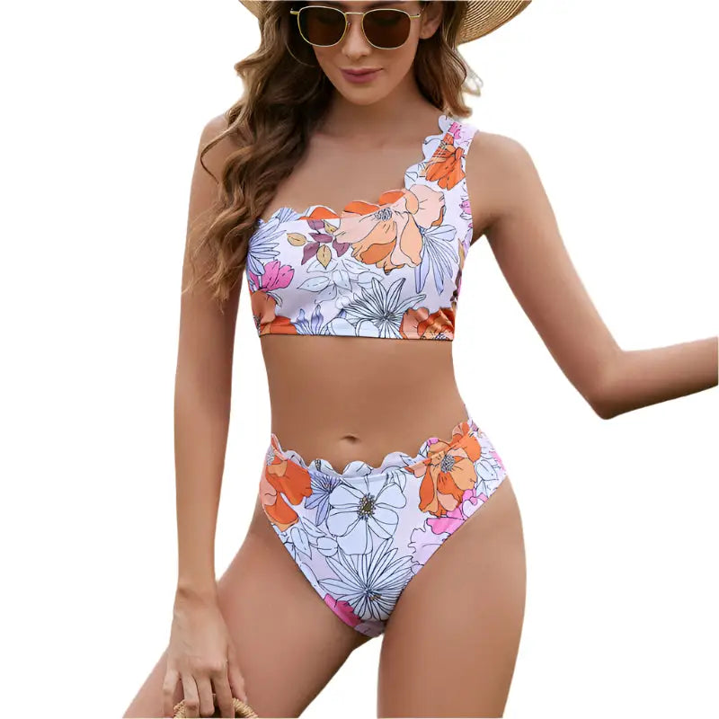 Floral one-shoulder bikini.