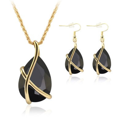 black Pendant Necklace Earring Jewelry Set