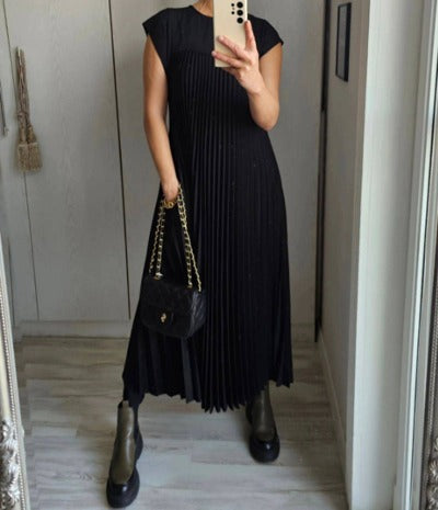 black Summer Sleeveless Pleated Swing Dress