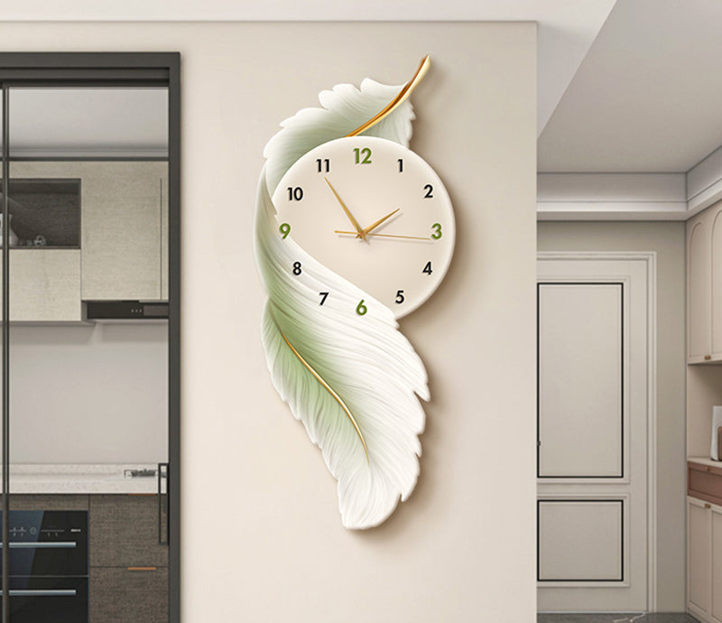 Feather Clock