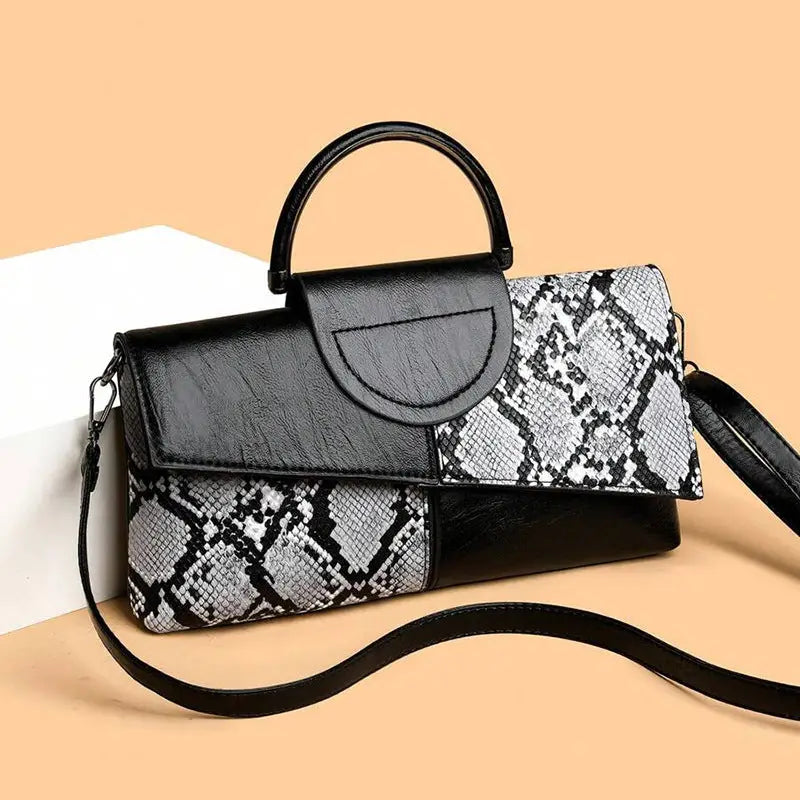 Wholesale Korean version personality atmosphere clutch women's bag new fashion trend ladies versatile handbag