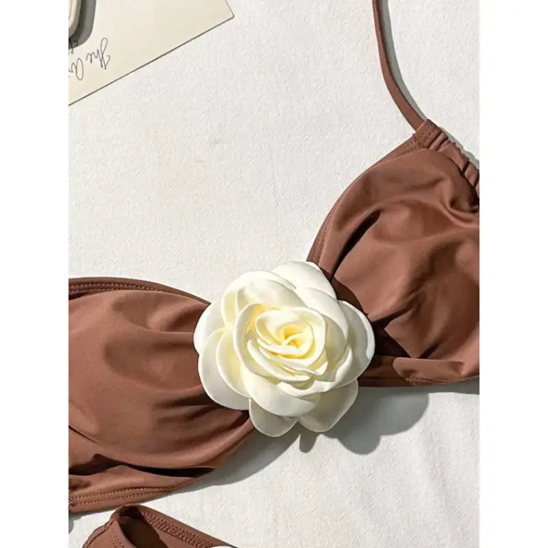 Conjunto de bikini de flores tridimensionales 