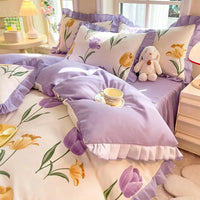 Floral tulip bedding set.
