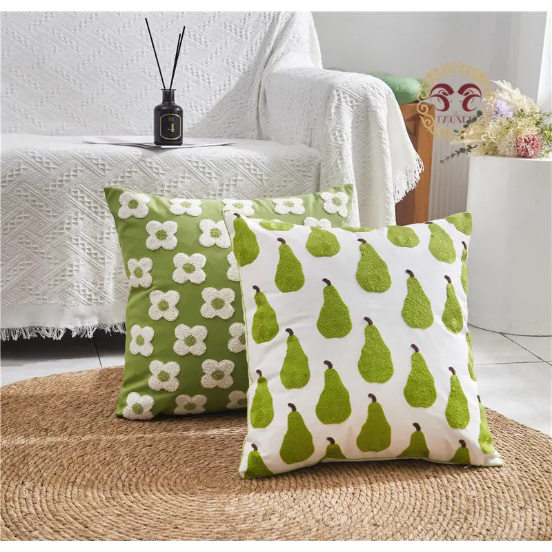 Decorative throw pillows.
