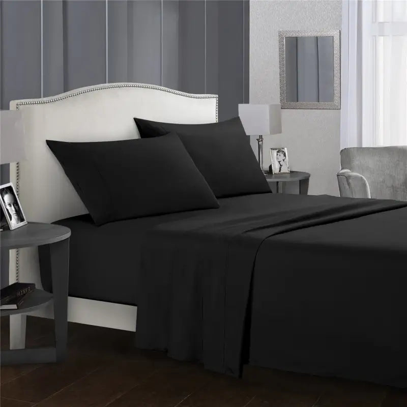 Black bed sheet set.