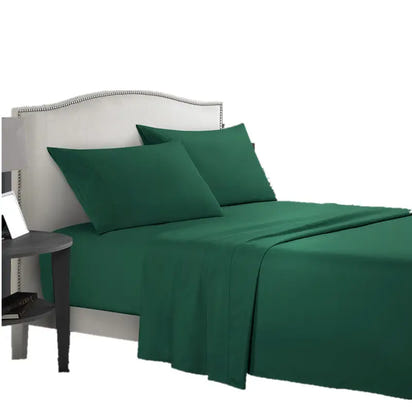 Green bedsheet set.