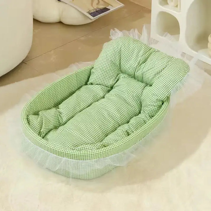Green gingham pet bed.