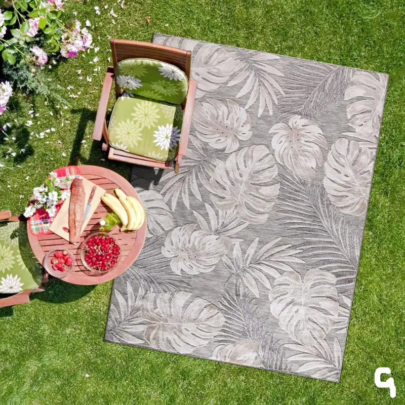 Gray rug with tropical leaf pattern for outdoor Nordic geometric foliage tropical plant patio