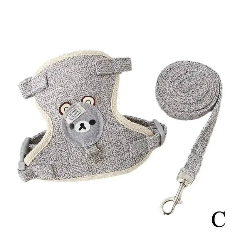 Gray bear-themed dog harness and adjustable pet leash for cats and dogs, 120cm length