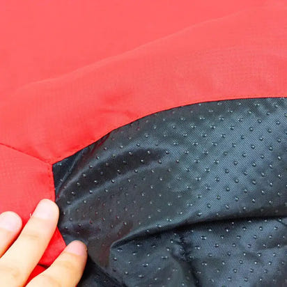 Red and black textured fabric on waterproof pet outdoor portable outdoor waterproof mat