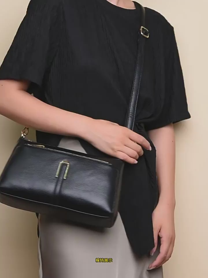 Large Capacity One Shoulder Crossbody Bag