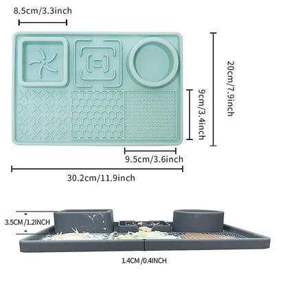 Silicone Cat Dog Lick Plate with dimensions designed for easy pet feeding