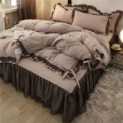 Ruffled bedding set.