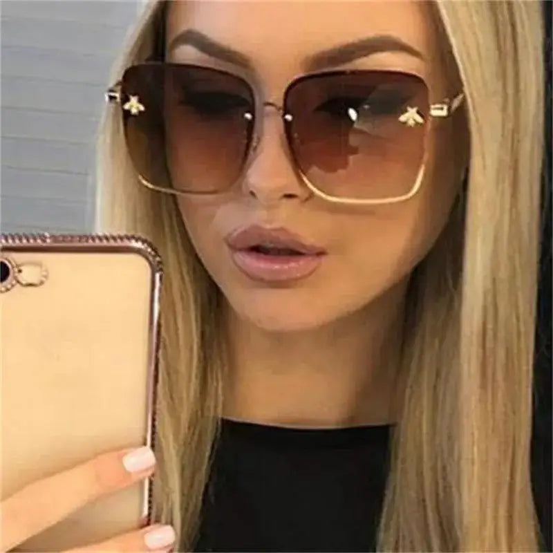 Woman's Sun Glasses - sleek-selections