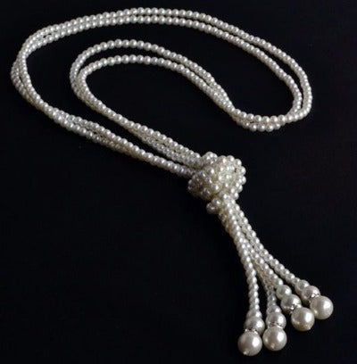 Multilayer knotted pearl necklace sleek-selections